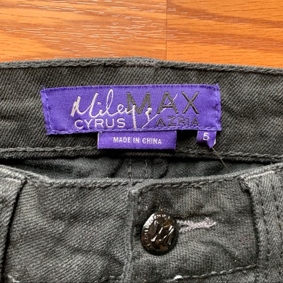 NWT 🖤 Raw Hem Black Jeans - Picture 6 of 6